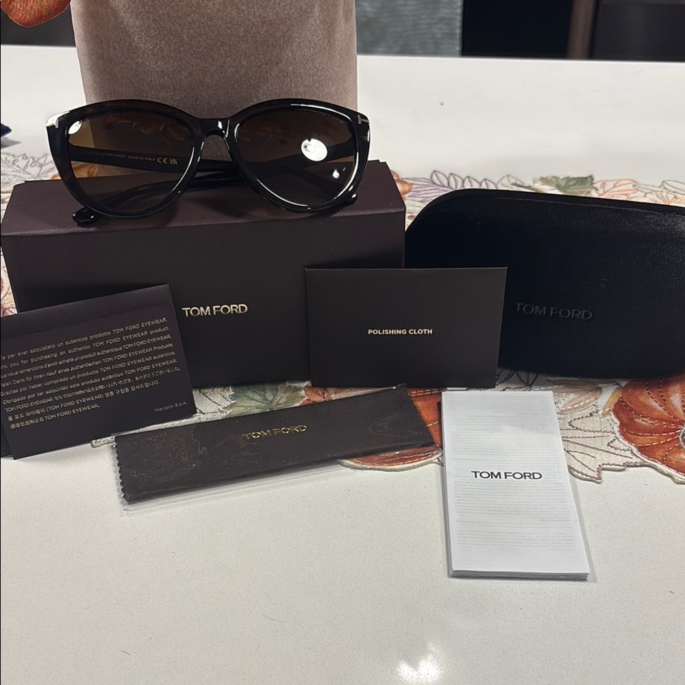 Tom Ford Isabella 02 Sunglasses